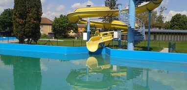 původní zdemontovaný tobogán původní zdemontovaný tobogán