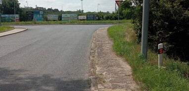 rekonstrukce-chodniku-a-zastavky-hnevice_predmosti_2 rekonstrukce-chodniku-a-zastavky-hnevice_predmosti_2